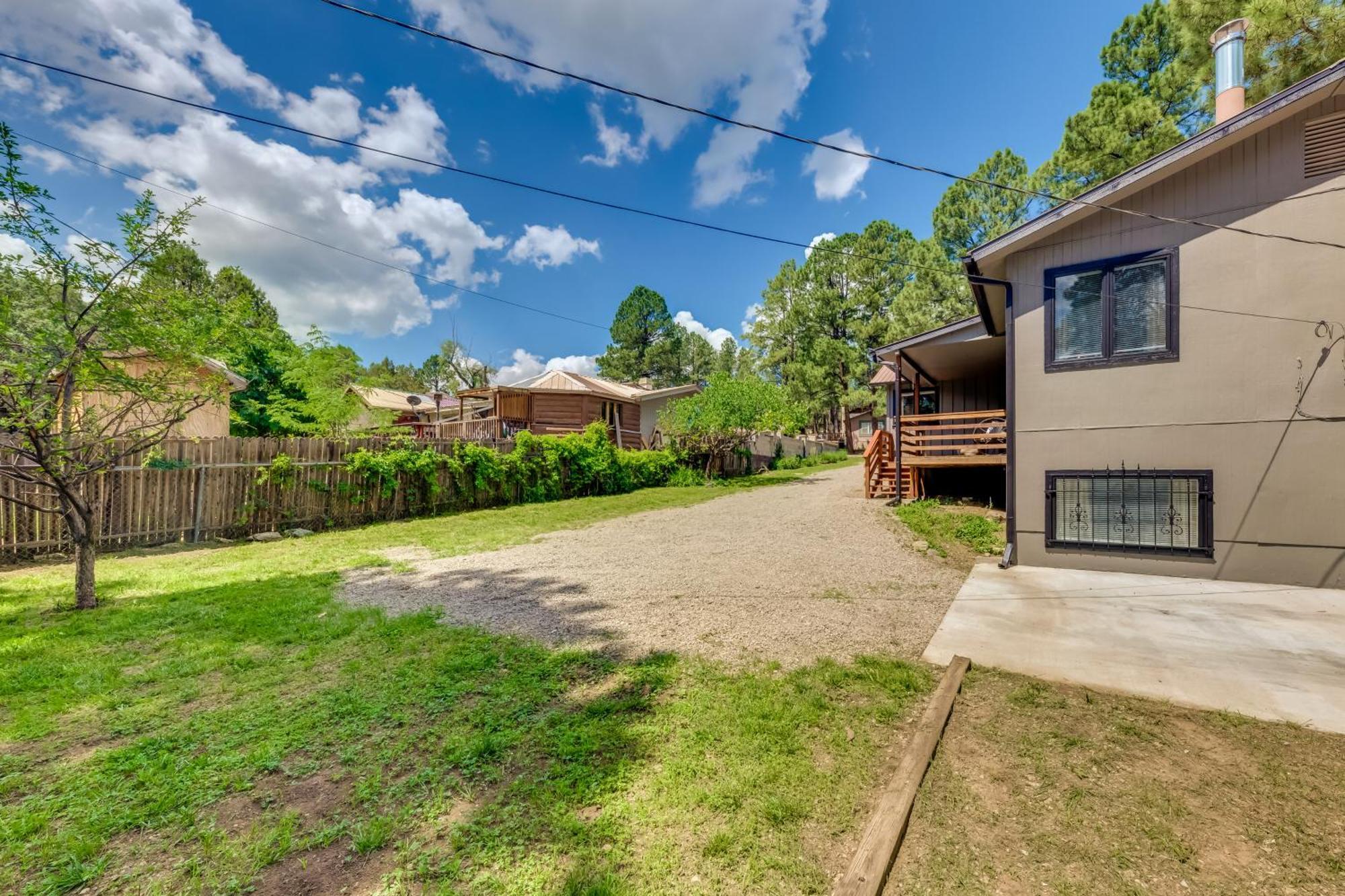 Ruidoso Home With Patio, Walk To Restaurants! Bagian luar foto