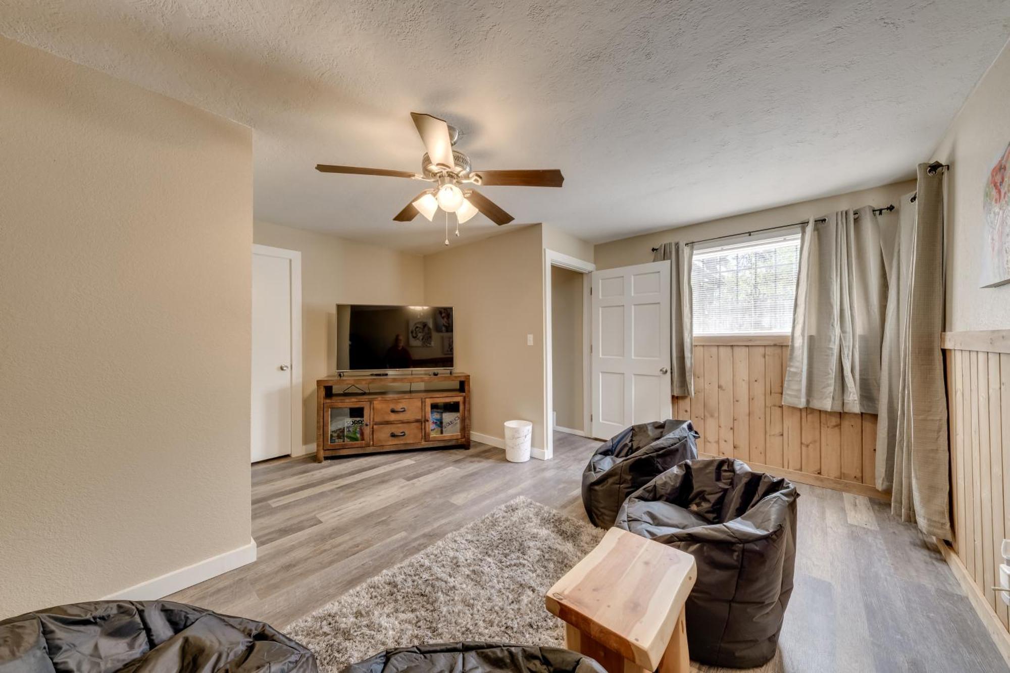 Ruidoso Home With Patio, Walk To Restaurants! Bagian luar foto